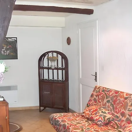 Maison Chaleureuse Pres Des Pistes De - Cheminee 度假居